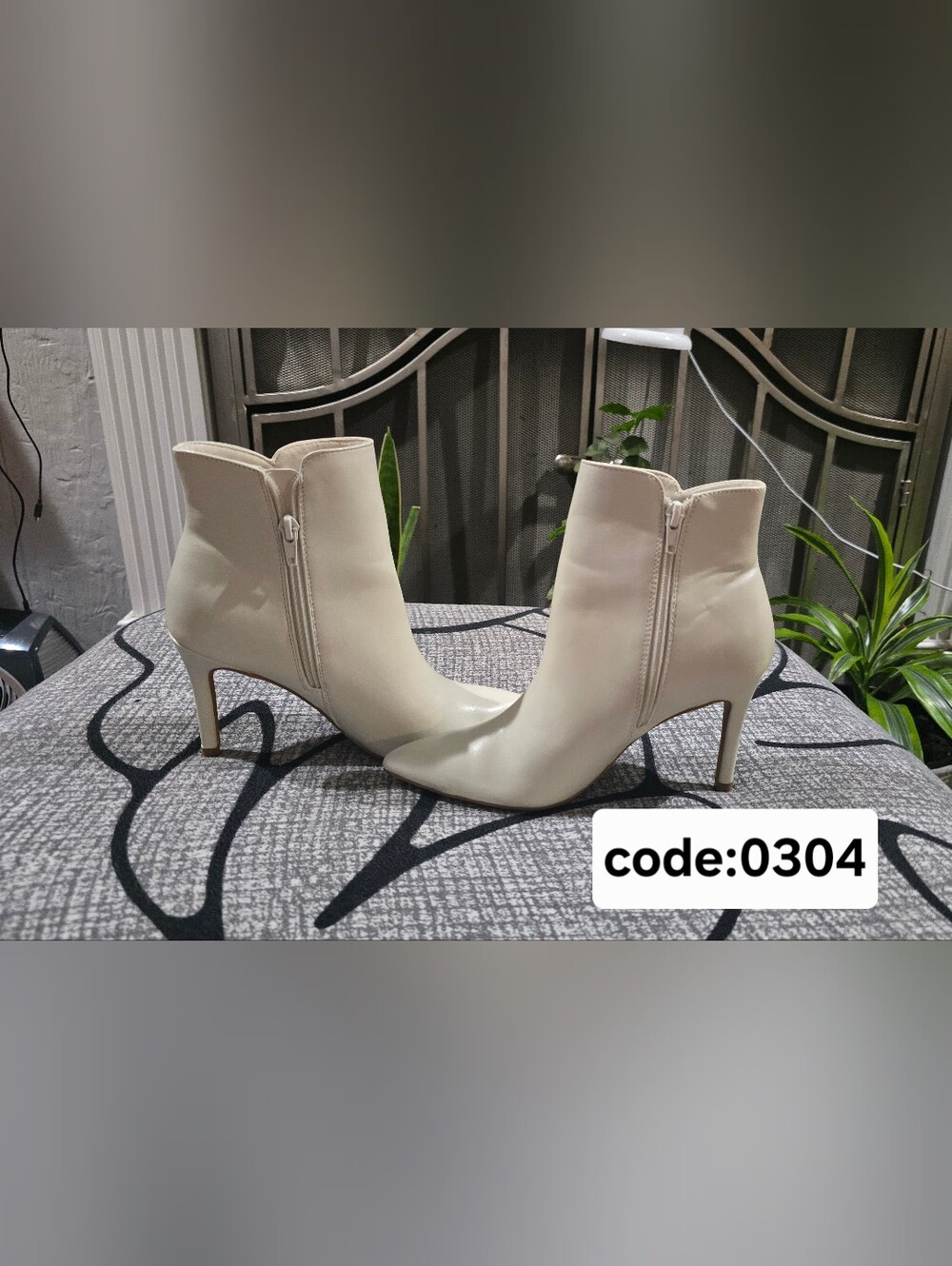 Nine West Cream Pointed Toe Ankle Booties